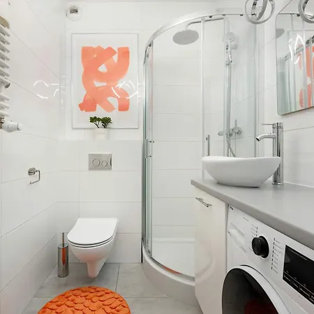 アパート Stylish With Underground Parking And A Perfect Location By Renters ヴロツワフ
